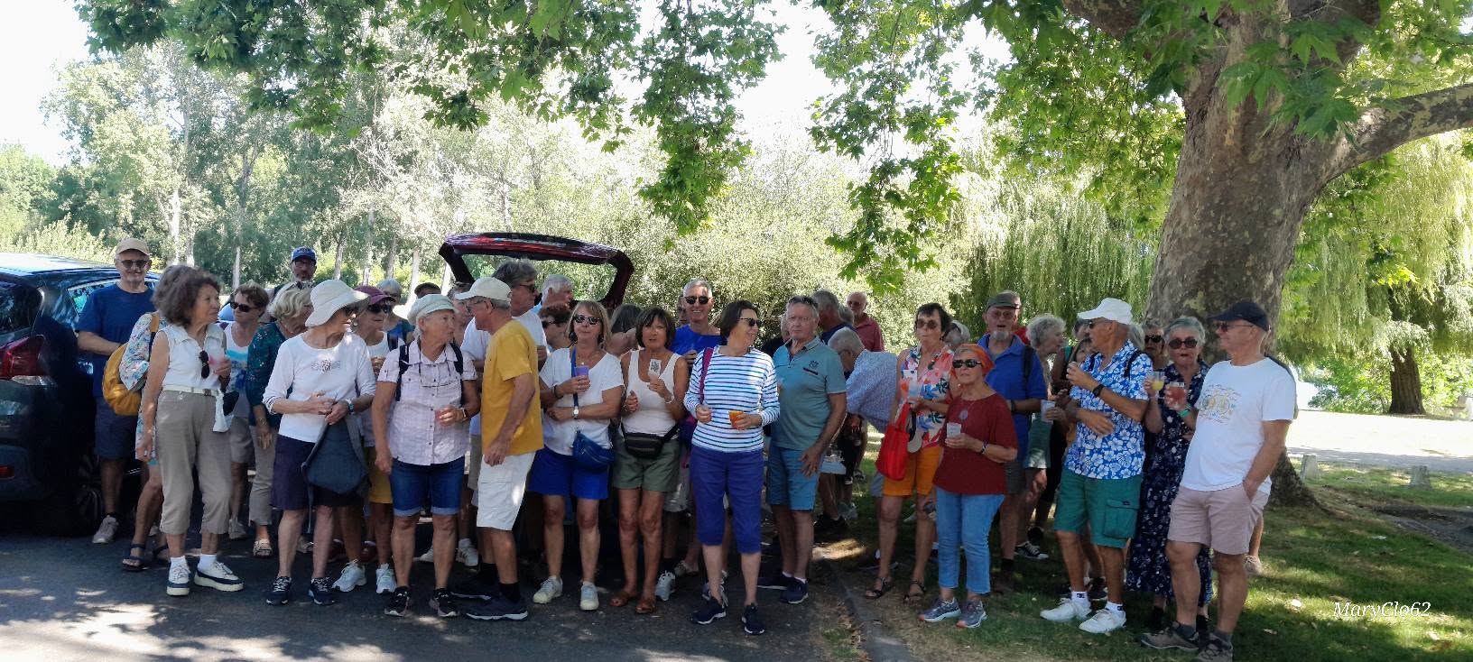 Petit verre de l’amitié de cette fin saison 2025-2026 pour les marcheurs du mardi et jeudi avec Dominique et Gilles